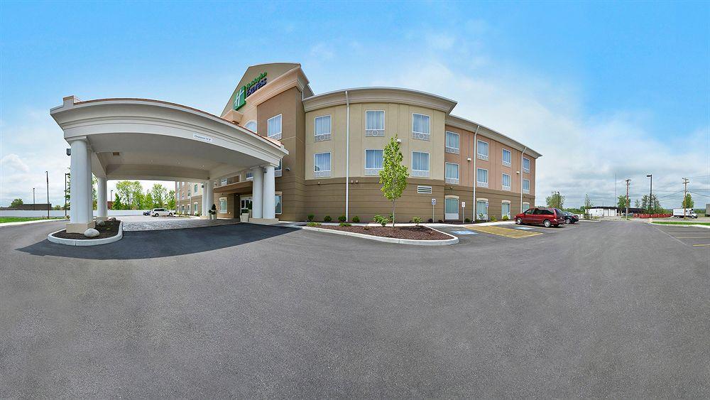 Holiday Inn Express Hotel & Suites Detroit-Utica By Ihg Екстериор снимка
