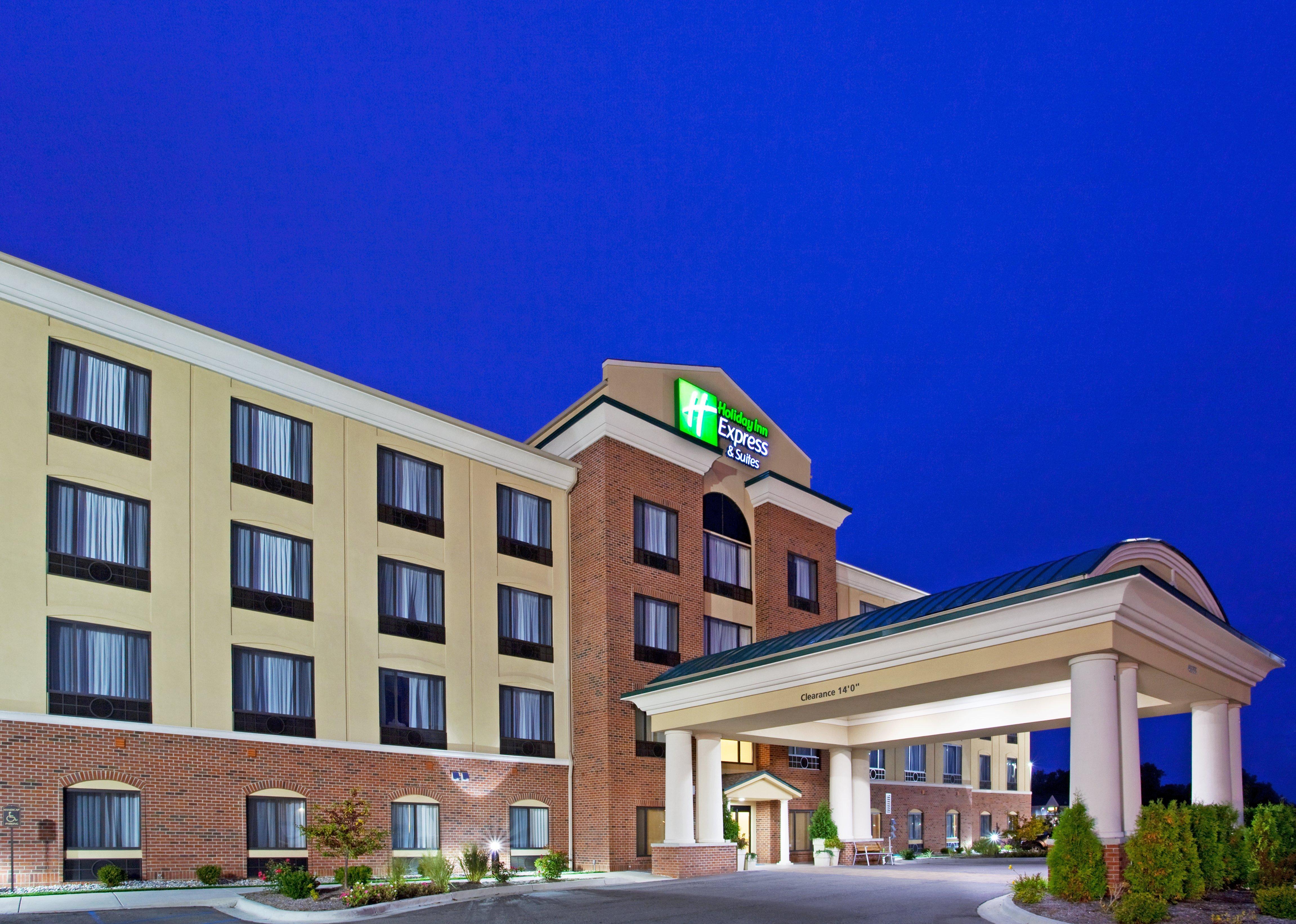 Holiday Inn Express Hotel & Suites Detroit-Utica By Ihg Екстериор снимка